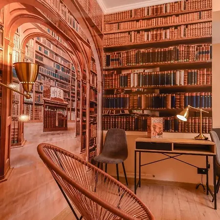 Dream - The Library - 3-bdr, 2-bthr By Flat Mаnager Апартамент