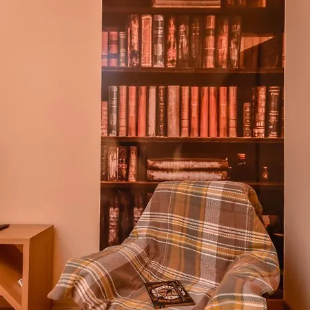 Dream - The Library - 3-bdr, 2-bthr By Flat Mаnager София
