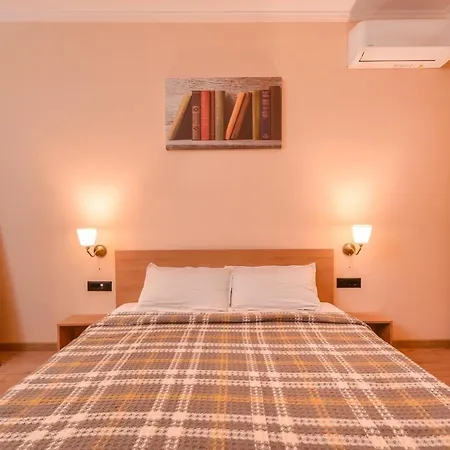 Apartment Dream - The Library - 3-bdr, 2-bthr By Flat Mаnager Sofia