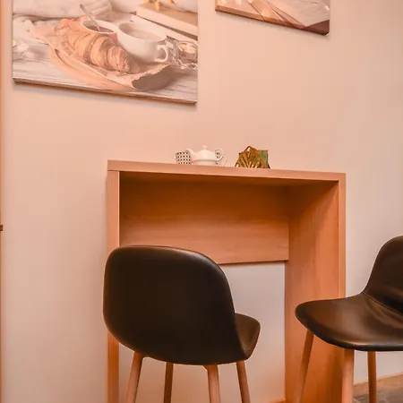 Lägenhet Dream - The Library - 3-bdr, 2-bthr By Flat Mаnager