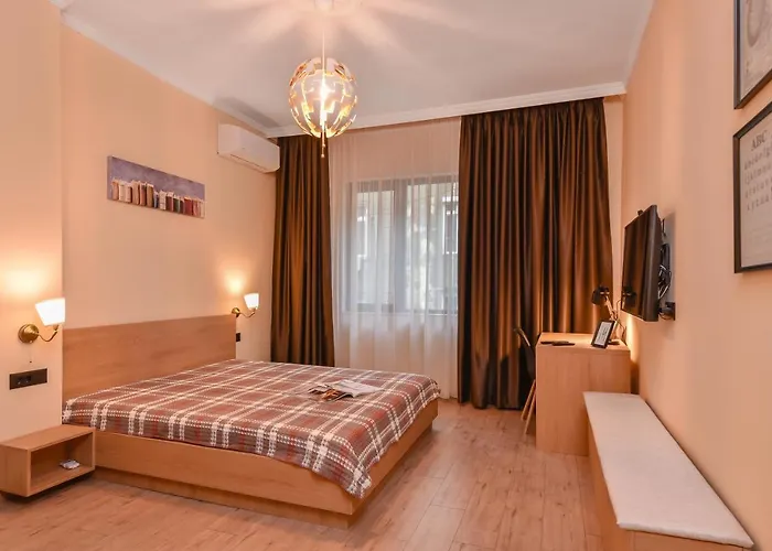 Dream - The Library - 3-bdr, 2-bthr By Flat Mаnager * София