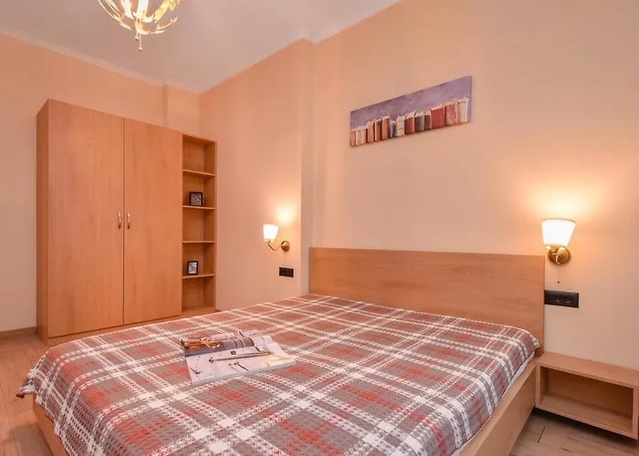 Dream - The Library - 3-bdr, 2-bthr By Flat Mаnager *