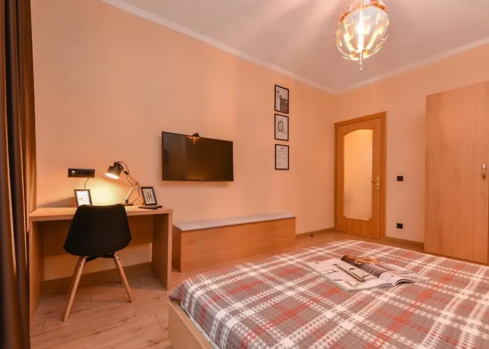 Dream - The Library - 3-bdr, 2-bthr By Flat Mаnager Апартамент *