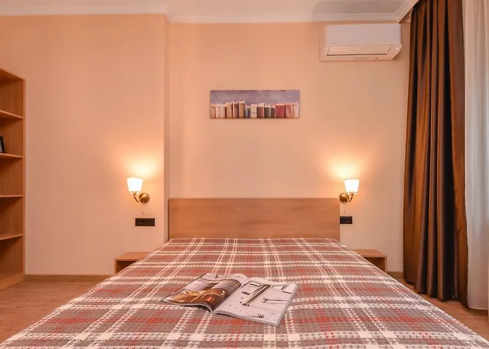 Апартамент Dream - The Library - 3-bdr, 2-bthr By Flat Mаnager София